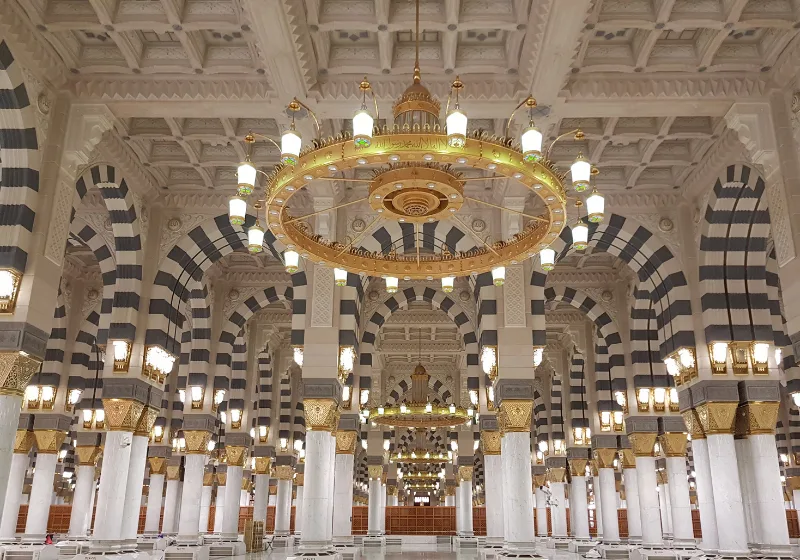 Grand Luxe Umrah 11 Nights